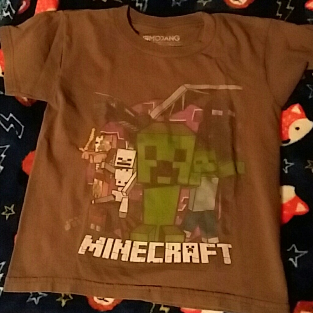 Boys size XS Minecraft t-shirt